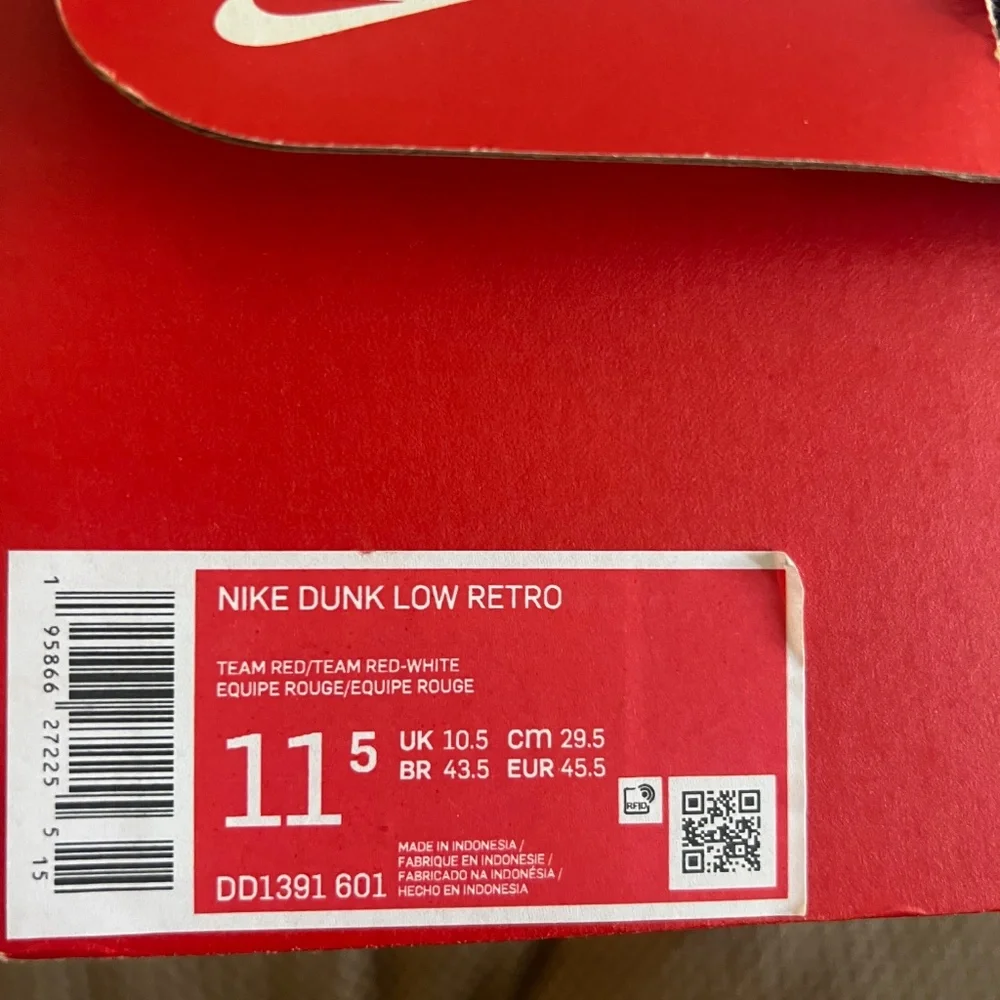 Nike Dunk Low Retro - Picture 3 of 5